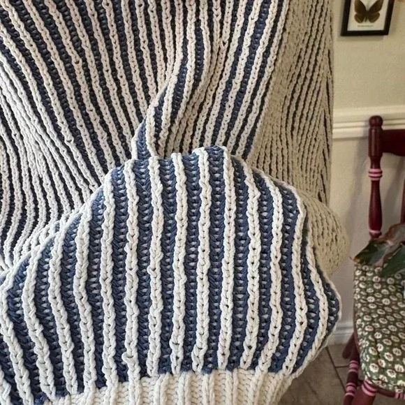 Aerie Sugar Rush Chenille Knit V Neck Collar Pullover Sweater Blue White XL - Picture 2 of 8